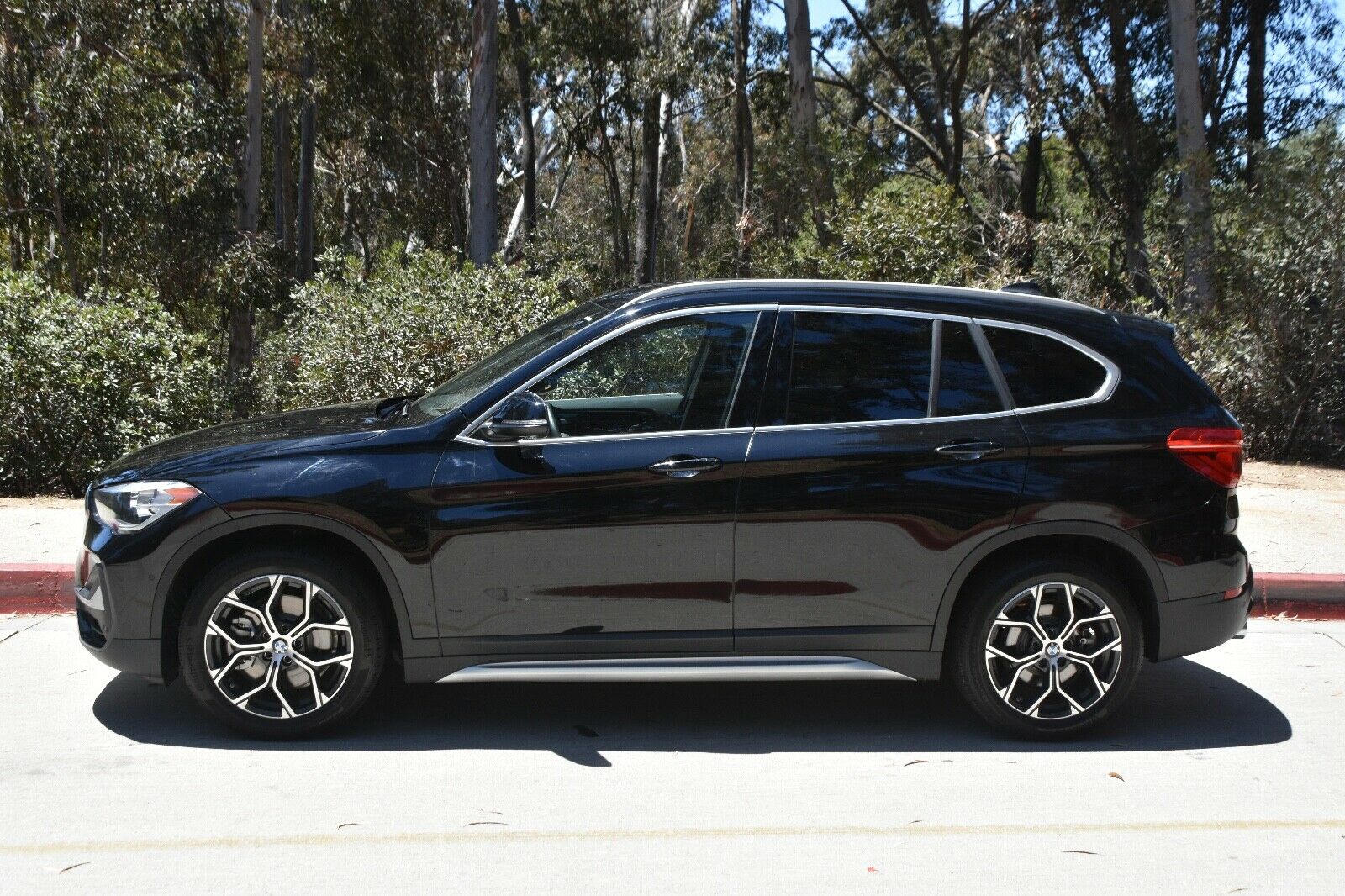 2020 BMW X1 S drive 2020 BMW  X1   LOADED,   LIKE NEW Call 310 266 1812 - Fresh Stock Dated December 2025