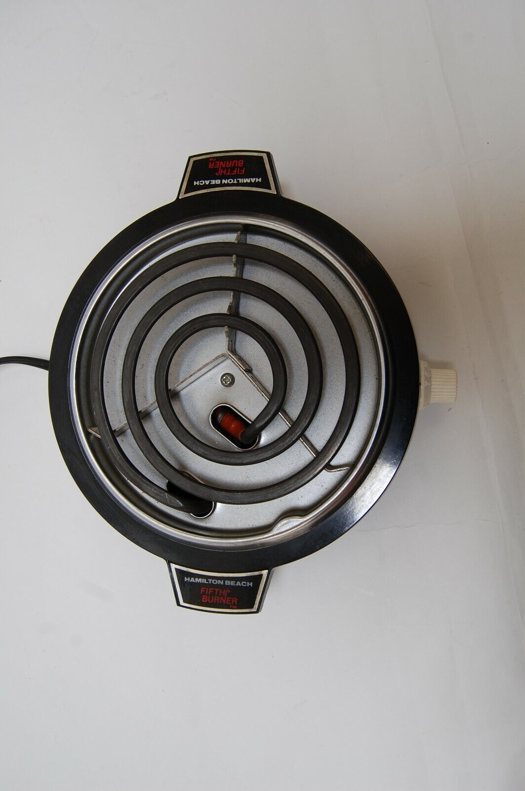 New Hamilton Beach Fifth Burner, No.812, W/Open Packaging, Portable 120V - Fresh Stock Dated February 2026