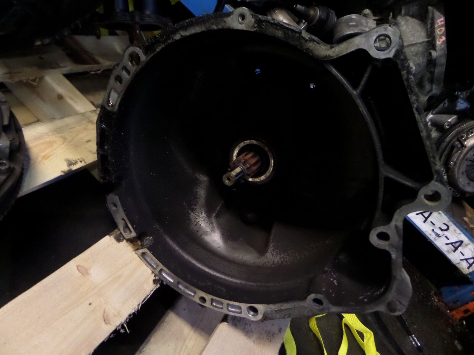 89-92 BMW E30 318i M42 Getrag 5 Speed M/T Manual Transmission 4 Cylinder OEM - Fresh Stock Dated February 2026