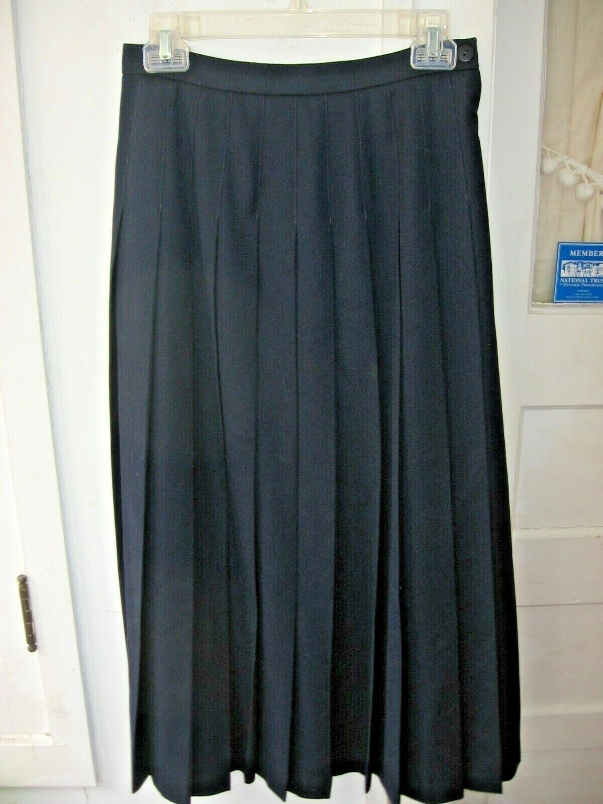 LOVELY LAURA ASHLEY NAVY BLUE WOOL PLEATED SKIRT -10 - MADE IN GREAT BRITAIN - Fresh Stock Dated March 2026
