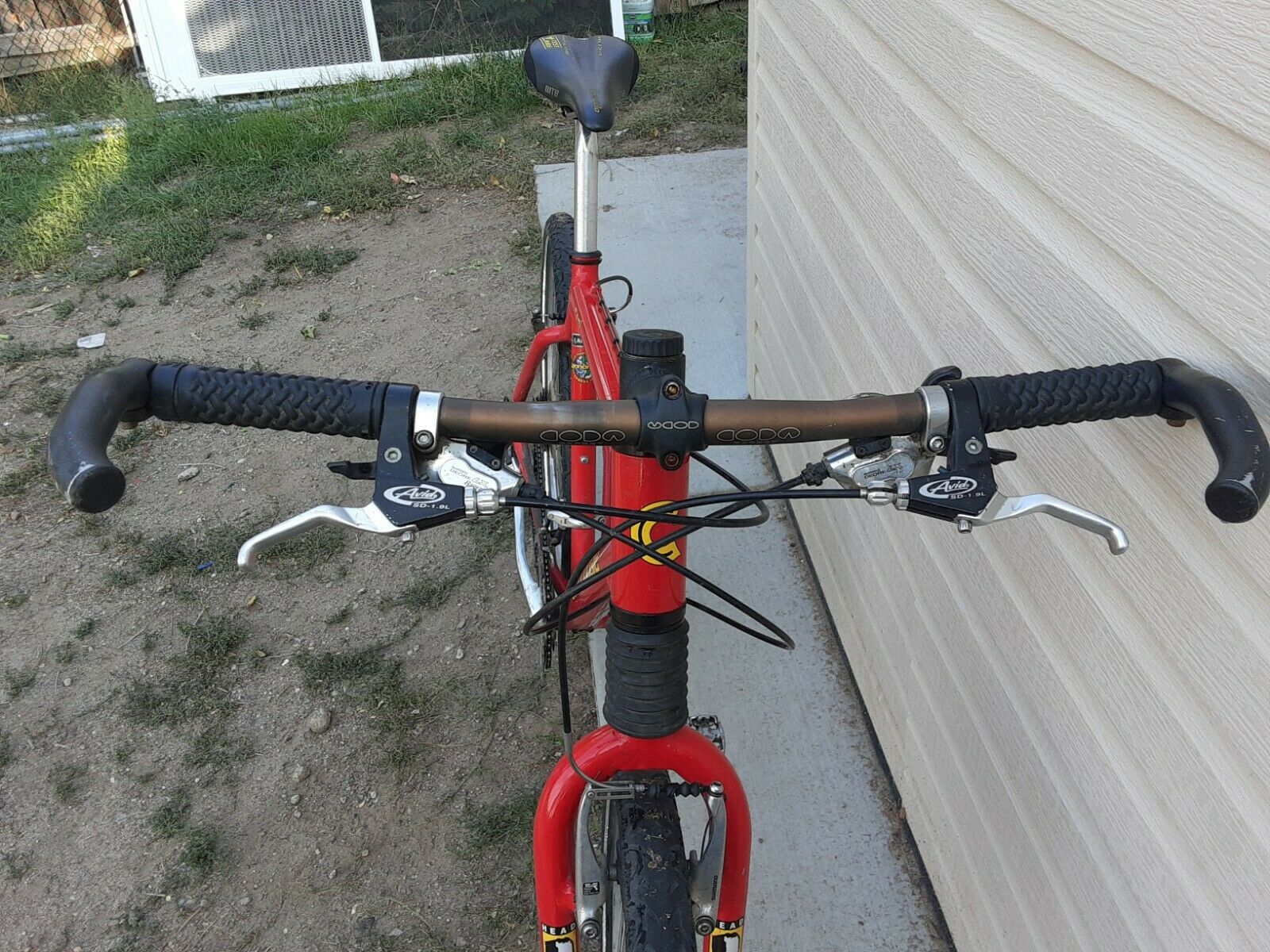 Cannondale F1000 Caad3 Design, Red, Fatty Headshok D lockout. Large (18 inch) - Fresh Stock Dated February 2026