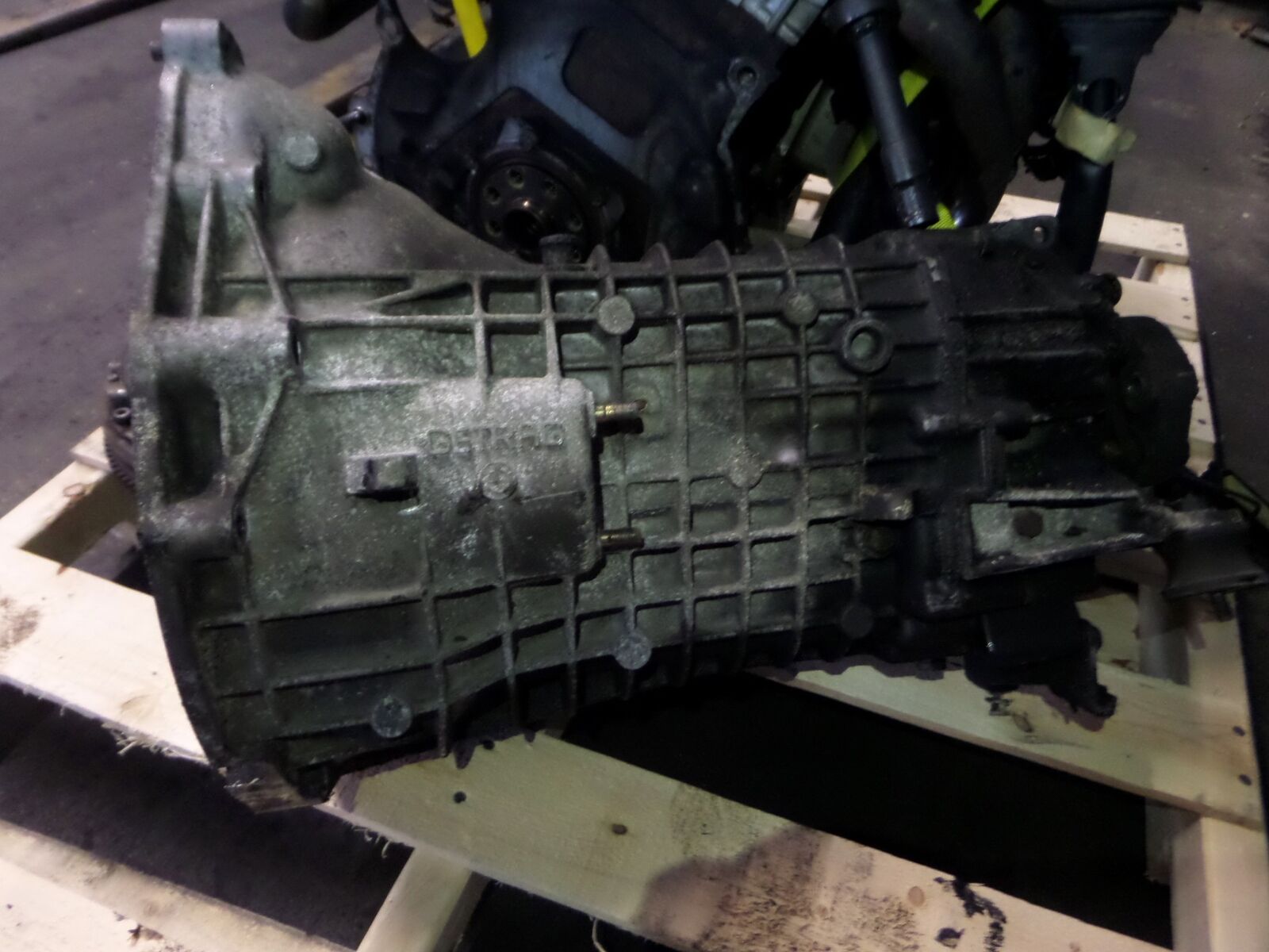 89-92 BMW E30 318i M42 Getrag 5 Speed M/T Manual Transmission 4 Cylinder OEM - Fresh Stock Dated February 2026