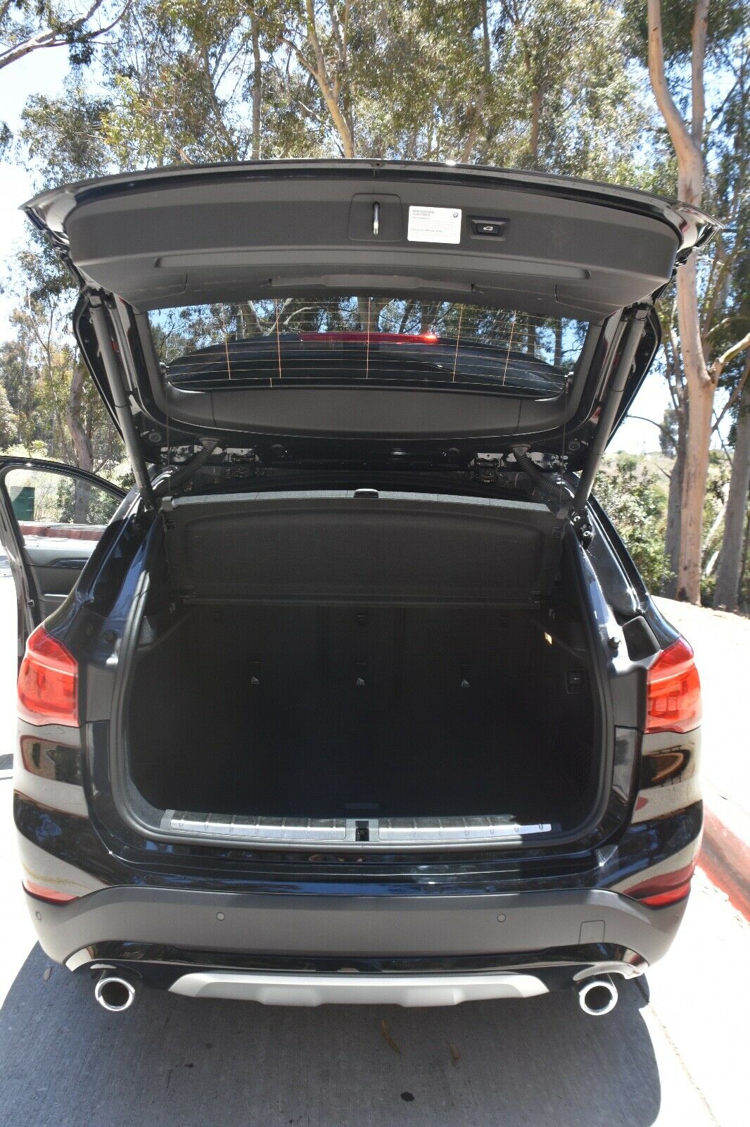 2020 BMW X1 S drive 2020 BMW  X1   LOADED,   LIKE NEW Call 310 266 1812 - Fresh Stock Dated December 2025