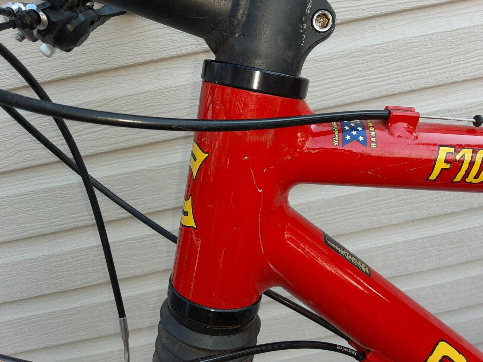 Cannondale F1000 Caad3 Design, Red, Fatty Headshok D lockout. Large (18 inch) - Fresh Stock Dated February 2026
