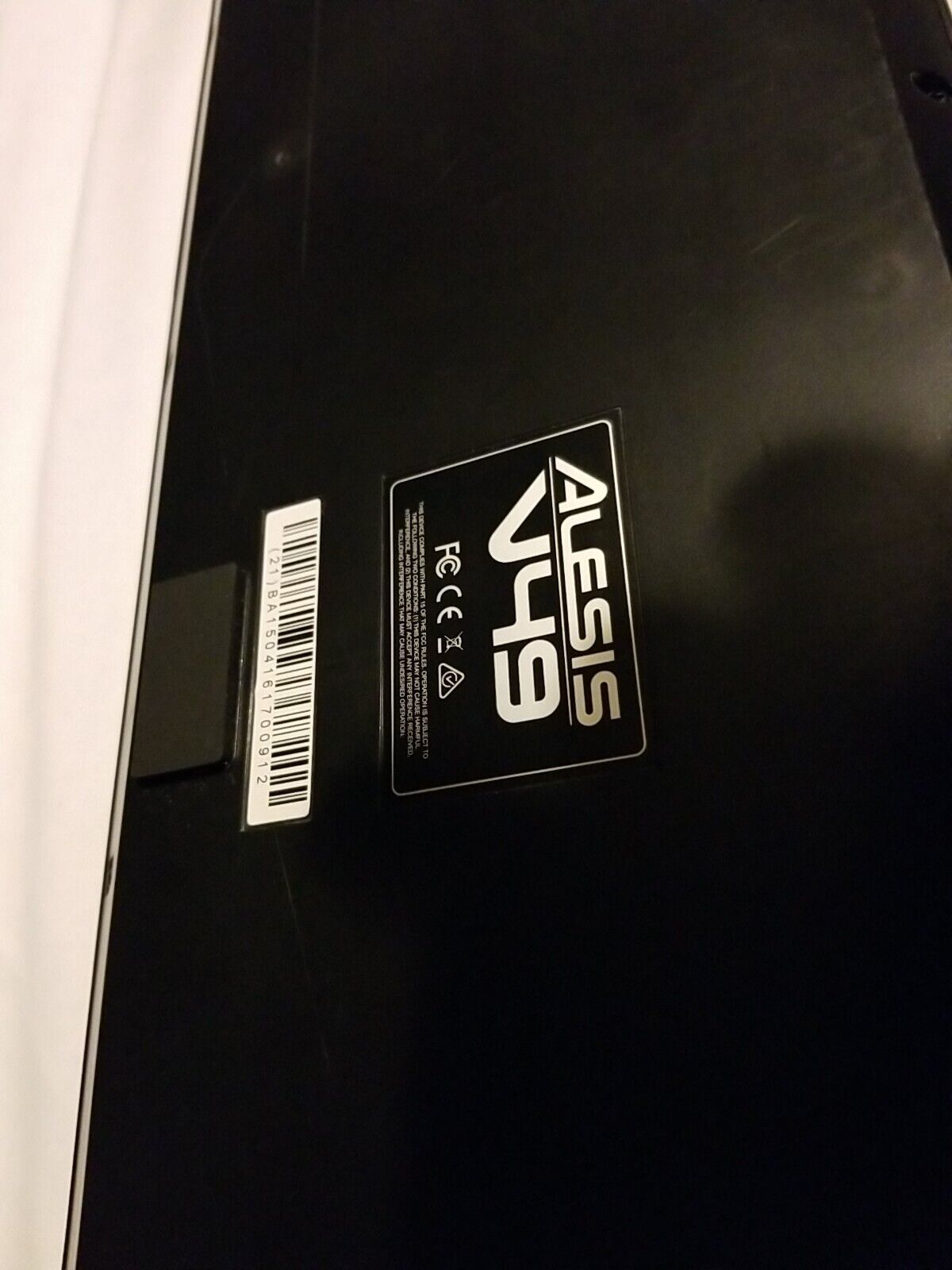 Alesis V49 49-Key Professional USB MIDI Pad/Keyboard Controller-TESTED - Fresh Stock Dated February 2026