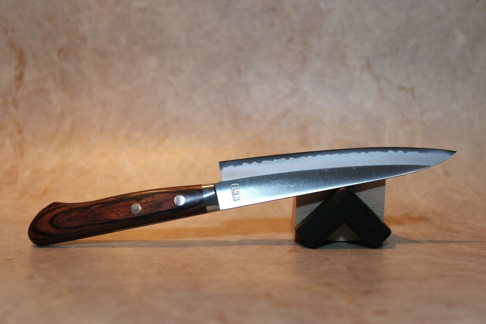 Sakai Japanese Kitchen Knives: Yoshihiro Gold Knife: VG-1 Petty knife USA - Fresh Stock Dated December 2025