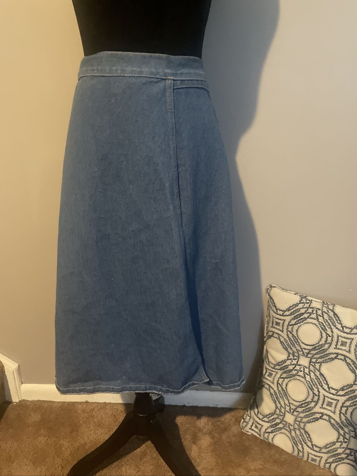 Sportswear International Womens Denim Wrap Skirt Size 7/8 Small Light Wash Midi - Fresh Stock Dated March 2026