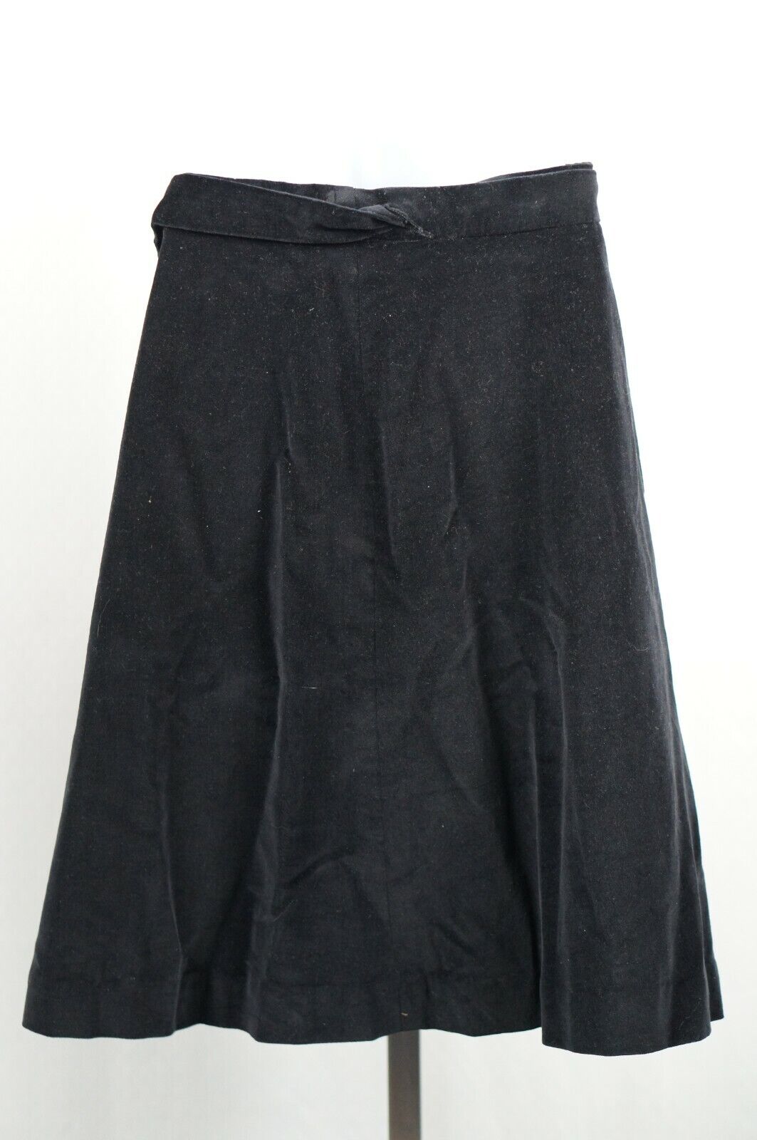 Meadowbank Size M Black Velveteen Wrap Skirt Vintage - Fresh Stock Dated March 2026