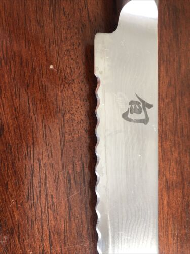 Shun Damascus Bread Knife DM-0705 - Fresh Stock Dated December 2025