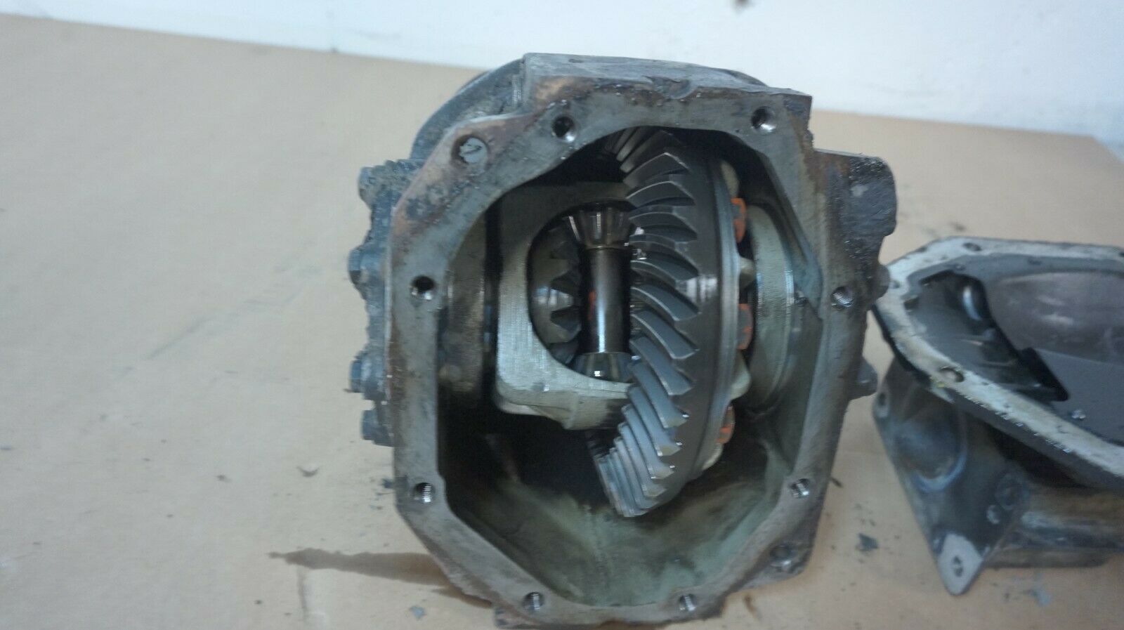 1972 MERCEDES  350SL  R107  V8  3.5L  EURO  , REAR  END 3.46 RATIO , - Fresh Stock Dated February 2026