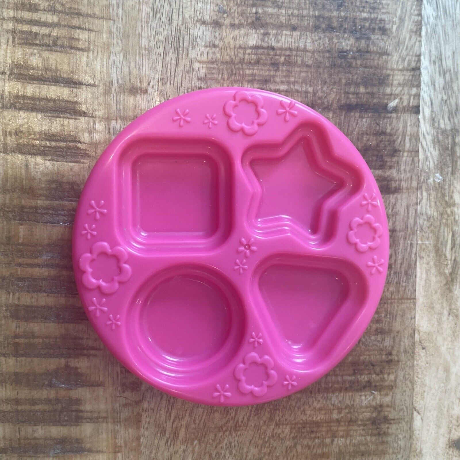 Leap Frog Shapes and Sharing Picnic Basket replacement Pink PLATE Only Tea Party - Fresh Stock Dated February 2026