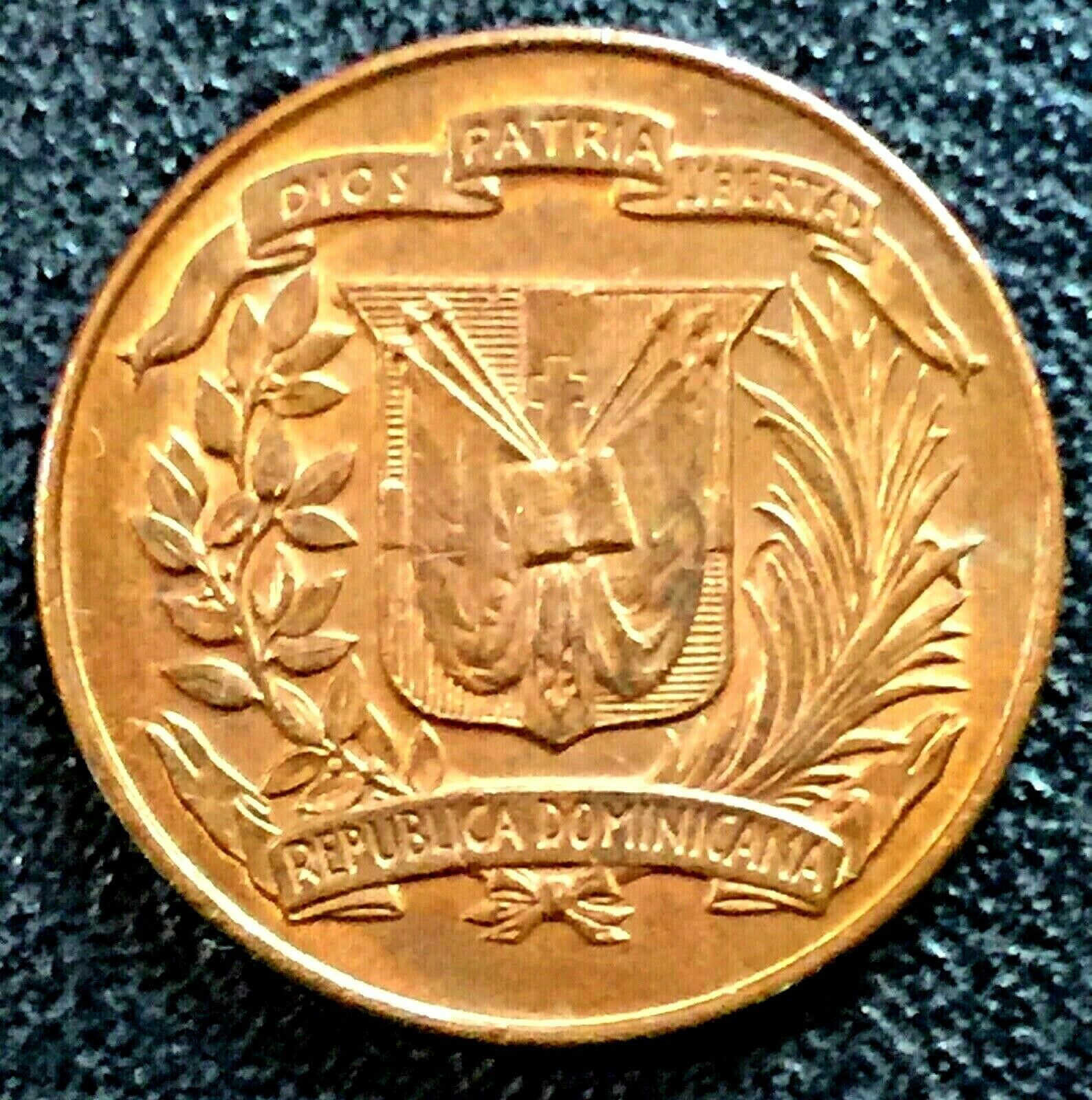 DOMINICAN REPUBLIC 1 Un centavo 1944 