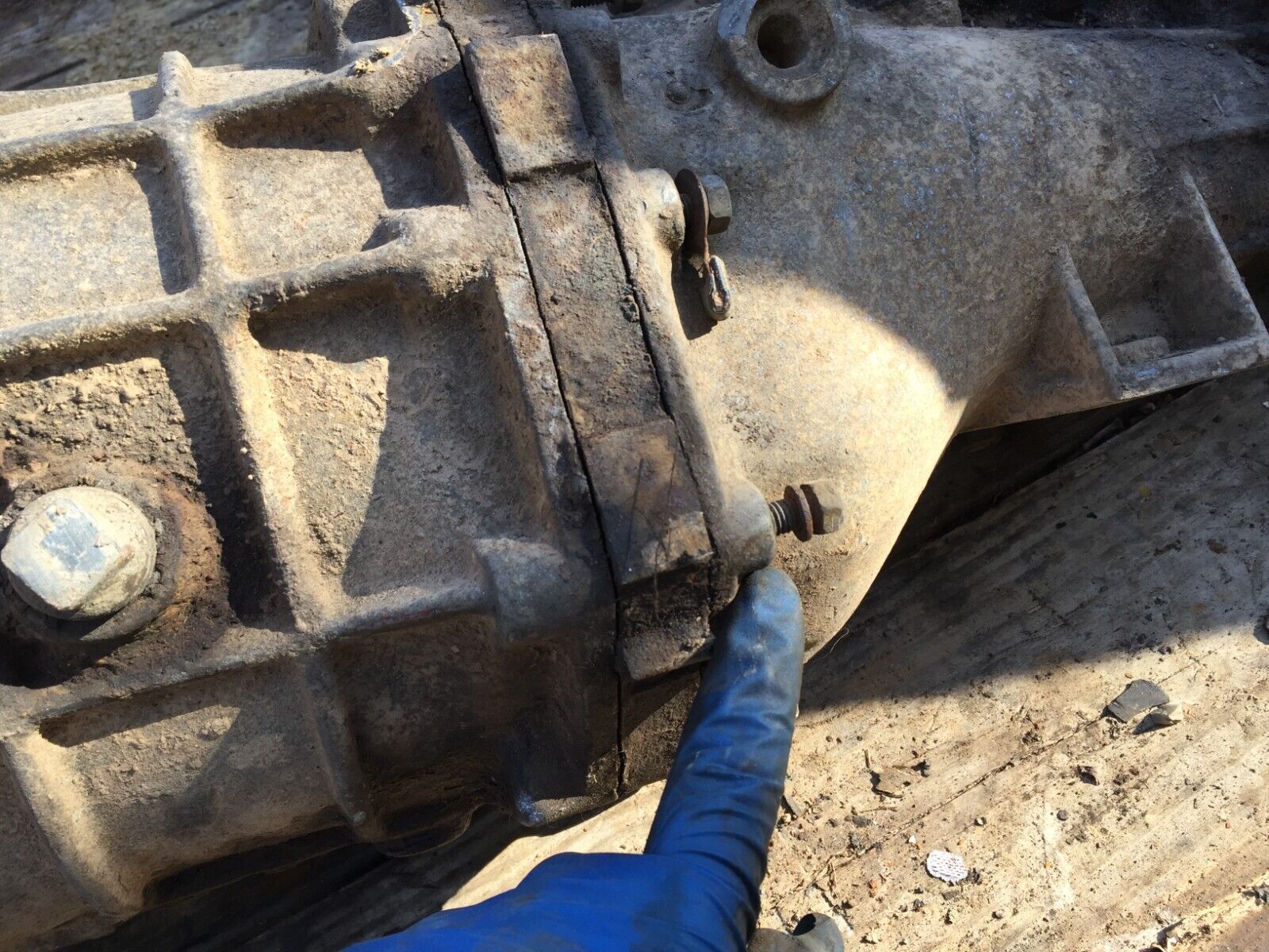 1970s 1980s? Nissan Datsun? manual standard transmission 4 speed? 280z? 240z? - Fresh Stock Dated February 2026