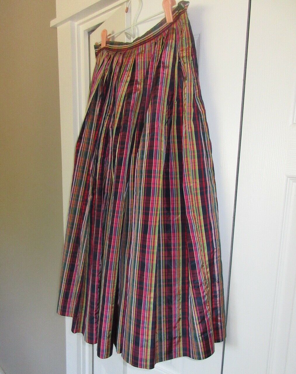 NOS Vintage 1950s Hot Pink Plaid Taffeta Full Circle Skirt Nelly de Grab Size M - Fresh Stock Dated February 2026
