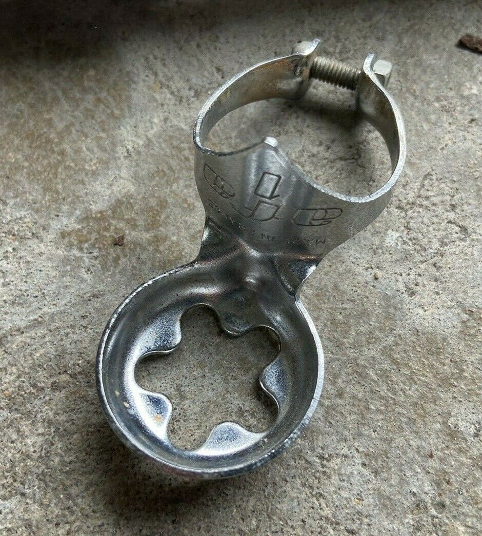 Zefal HP Road Bike Frame Schrader Pump and AFA bike pump frame CLIP - Fresh Stock Dated December 2025