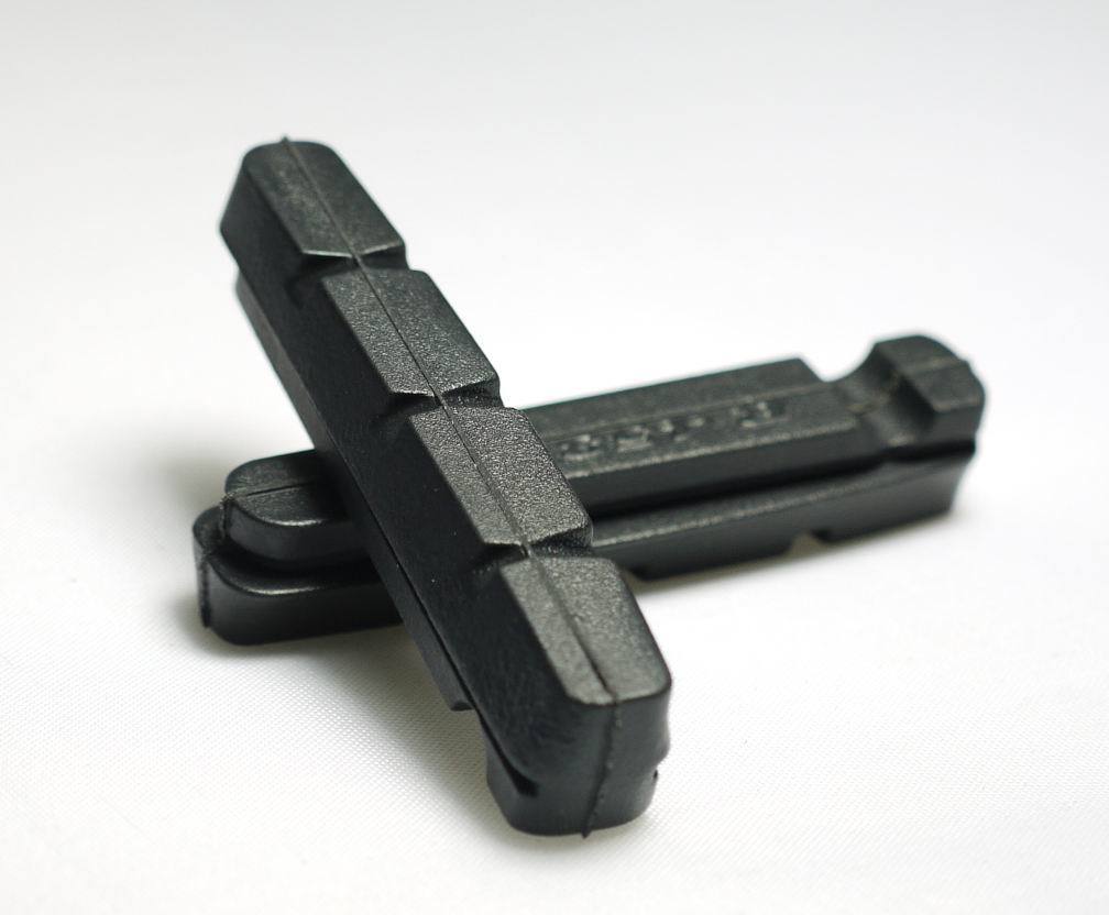 ROAD BIKE BRAKE PADS SHOES FOR ALLOY RIMS SHIMANO Dura Ace Ultegra 105 10g - Fresh Stock Dated February 2026