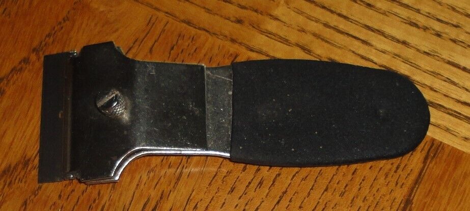 Single Edge Razor Blade Scraper  w/ New Blade #98039 - Fresh Stock Dated February 2026