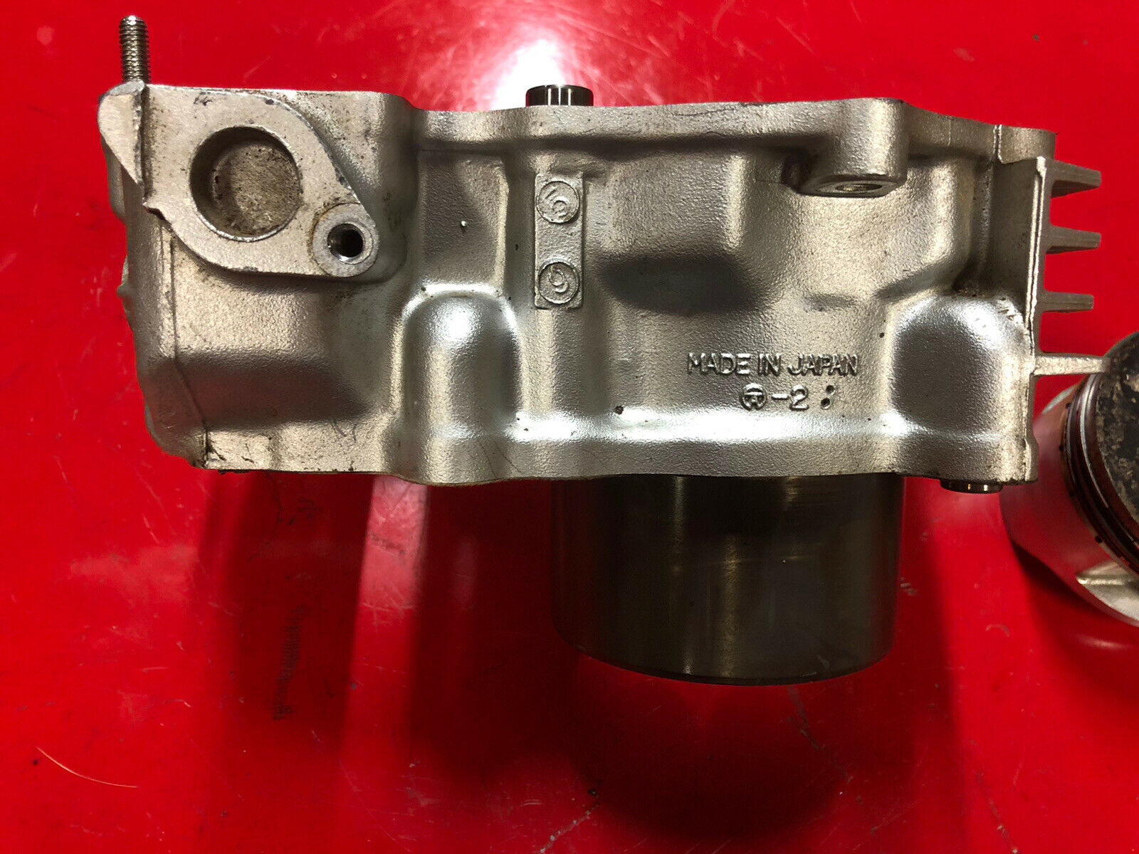 1995 Kawasaki Vulcan 750 VN750 Engine Rear Cylinder Barrel Jug and Piston - Fresh Stock Dated February 2026