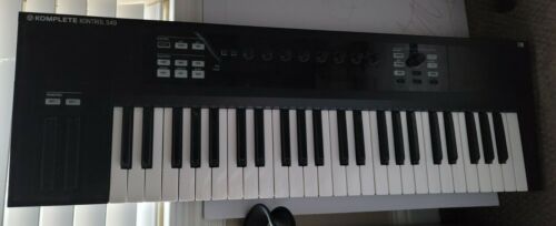 Komplete KONTROL S49 - Fresh Stock Dated December 2025