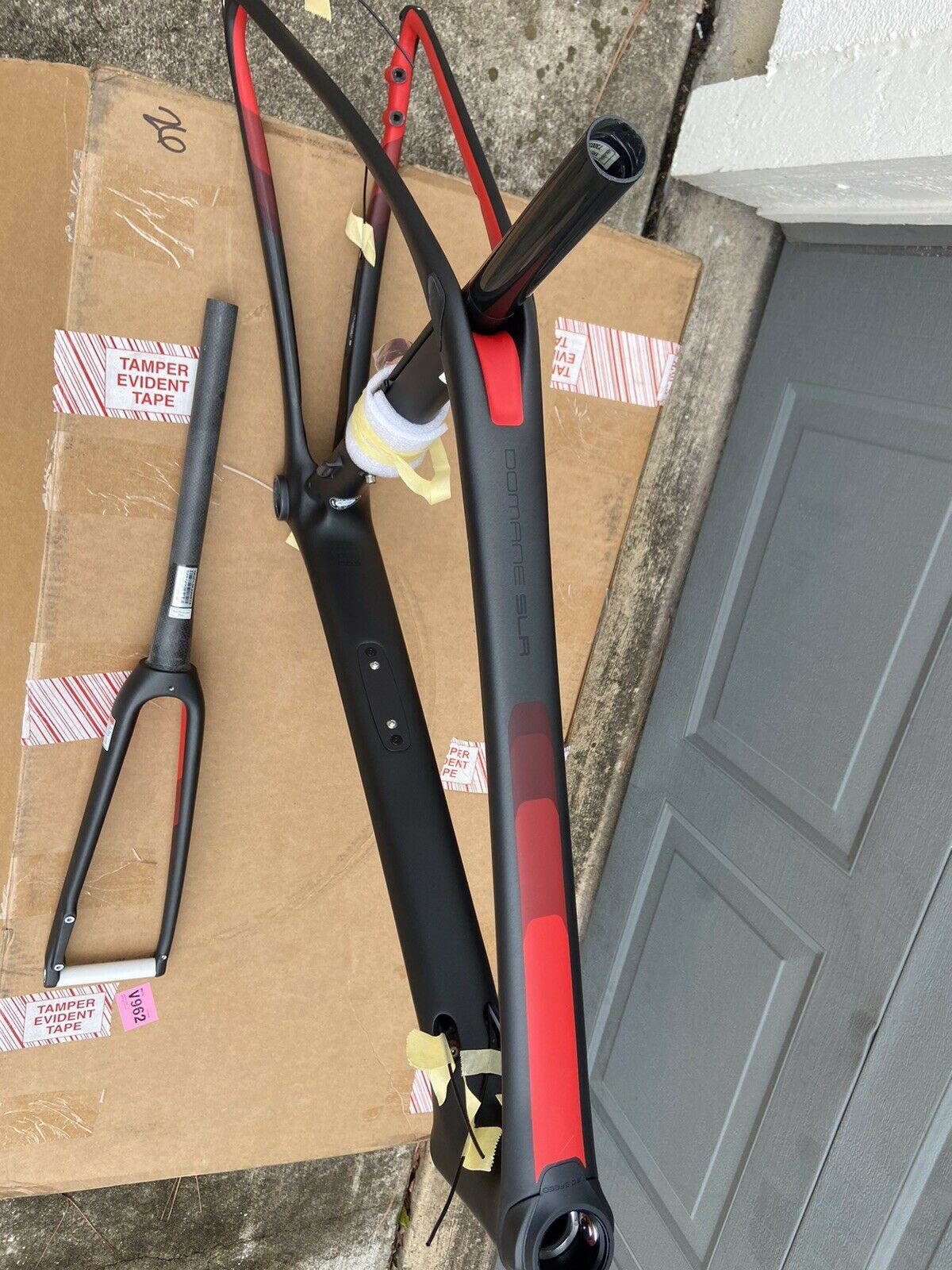 Trek Domane SLR Road Bike Frameset 56cm Carbon Black Disc Brake - Fresh Stock Dated February 2026