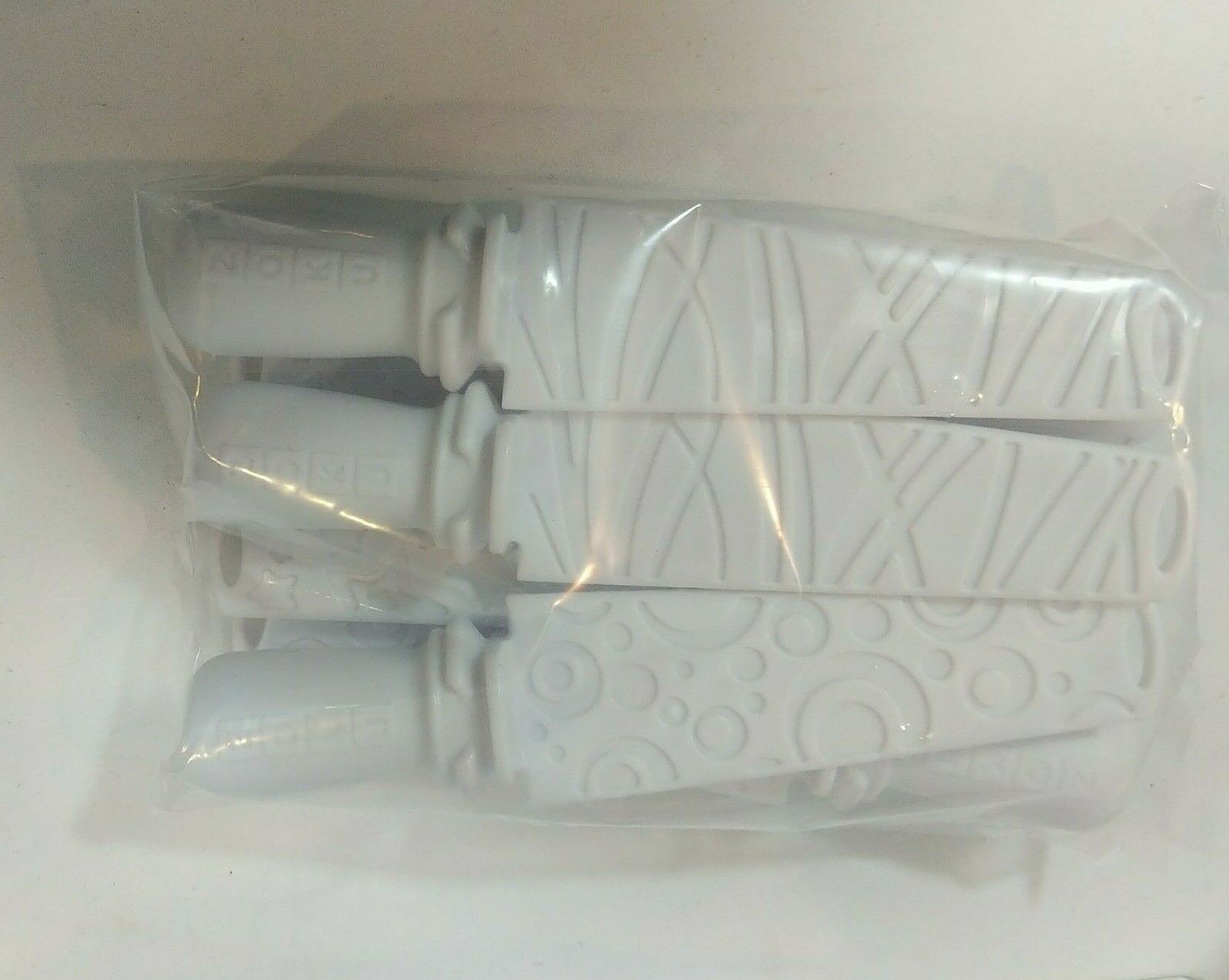 ZOKU Storage Case and Sticks for Quick Pop Maker Popsicles - Accessories Lot - Fresh Stock Dated February 2026