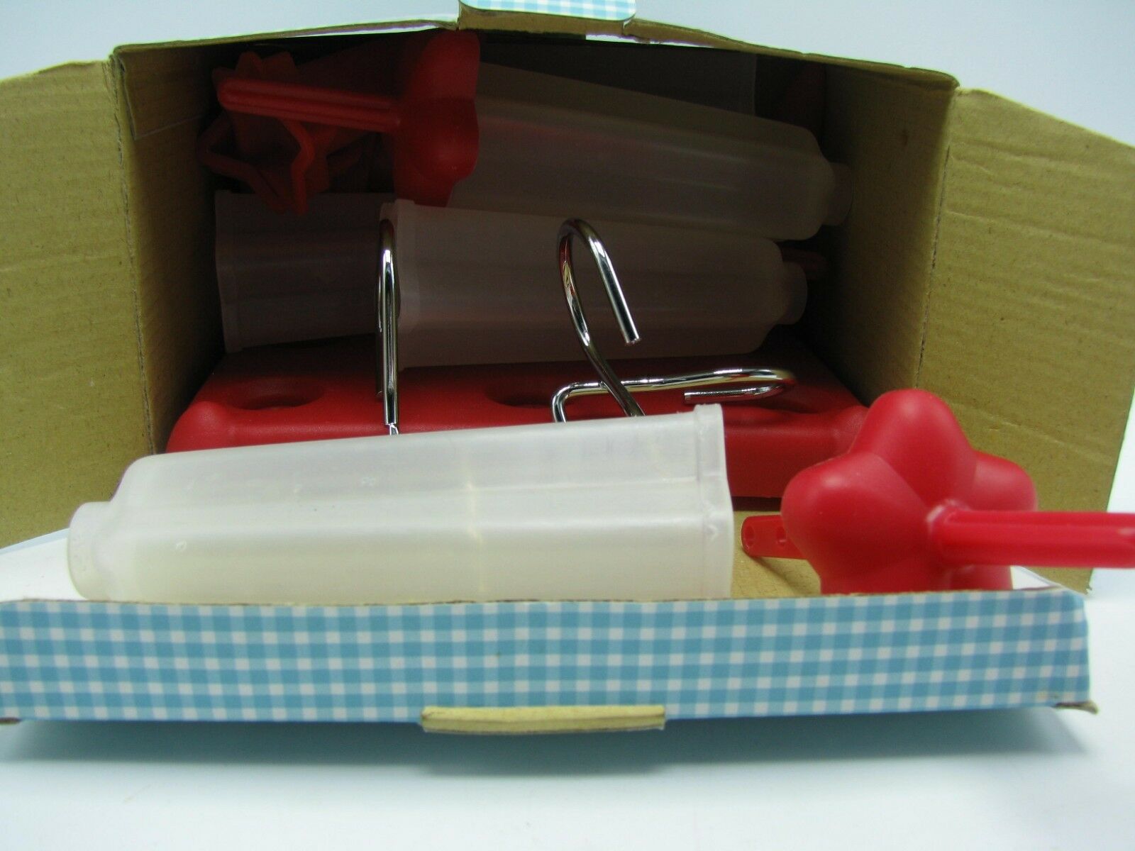 Martha Stewart Ice Pop Star Molds In Original Box 6 Pops - Fresh Stock Dated February 2026