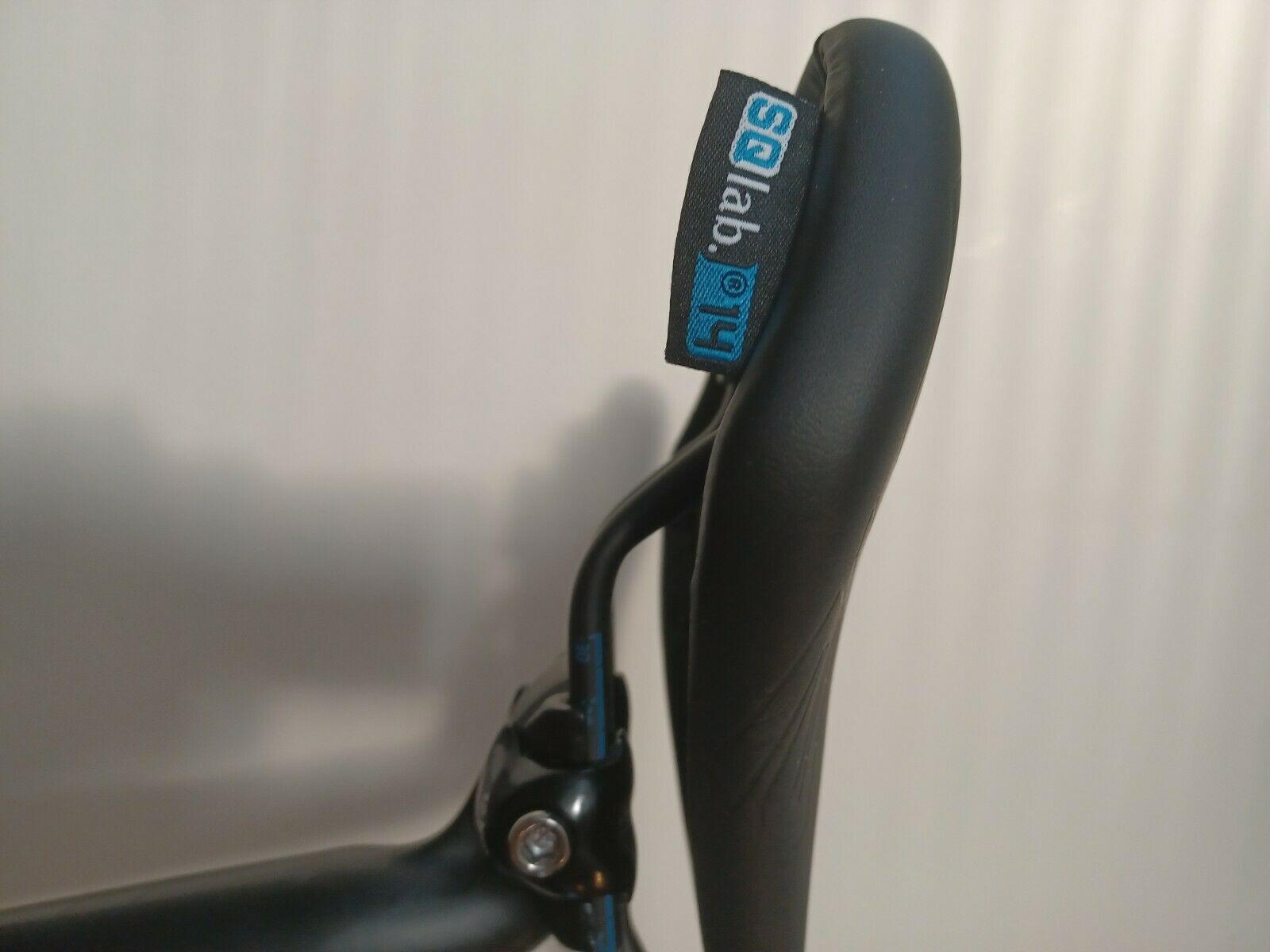 Holland Cycles, Titanium Frame, Knight Composite Wheels - Fresh Stock Dated December 2025