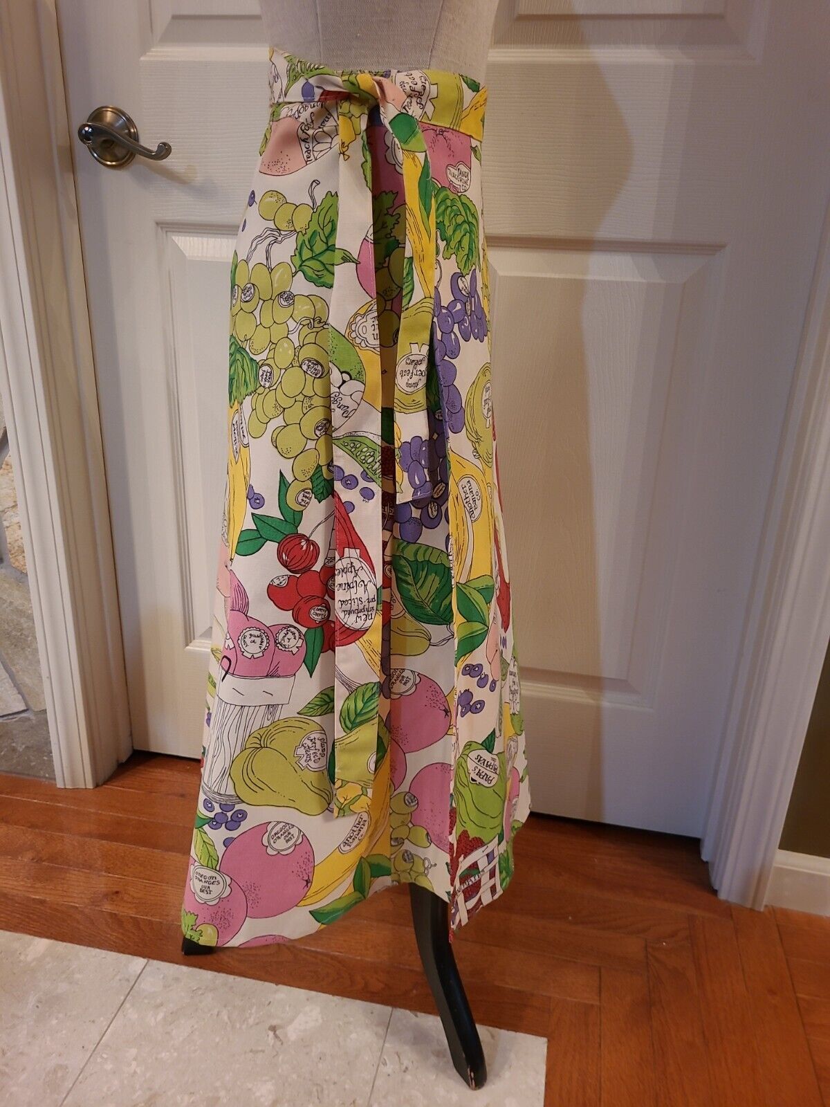 Vintage 70s Fruit Vegetable print skirt Katasha's Unusuals Cotton Wrap Skirt M - Fresh Stock Dated March 2026