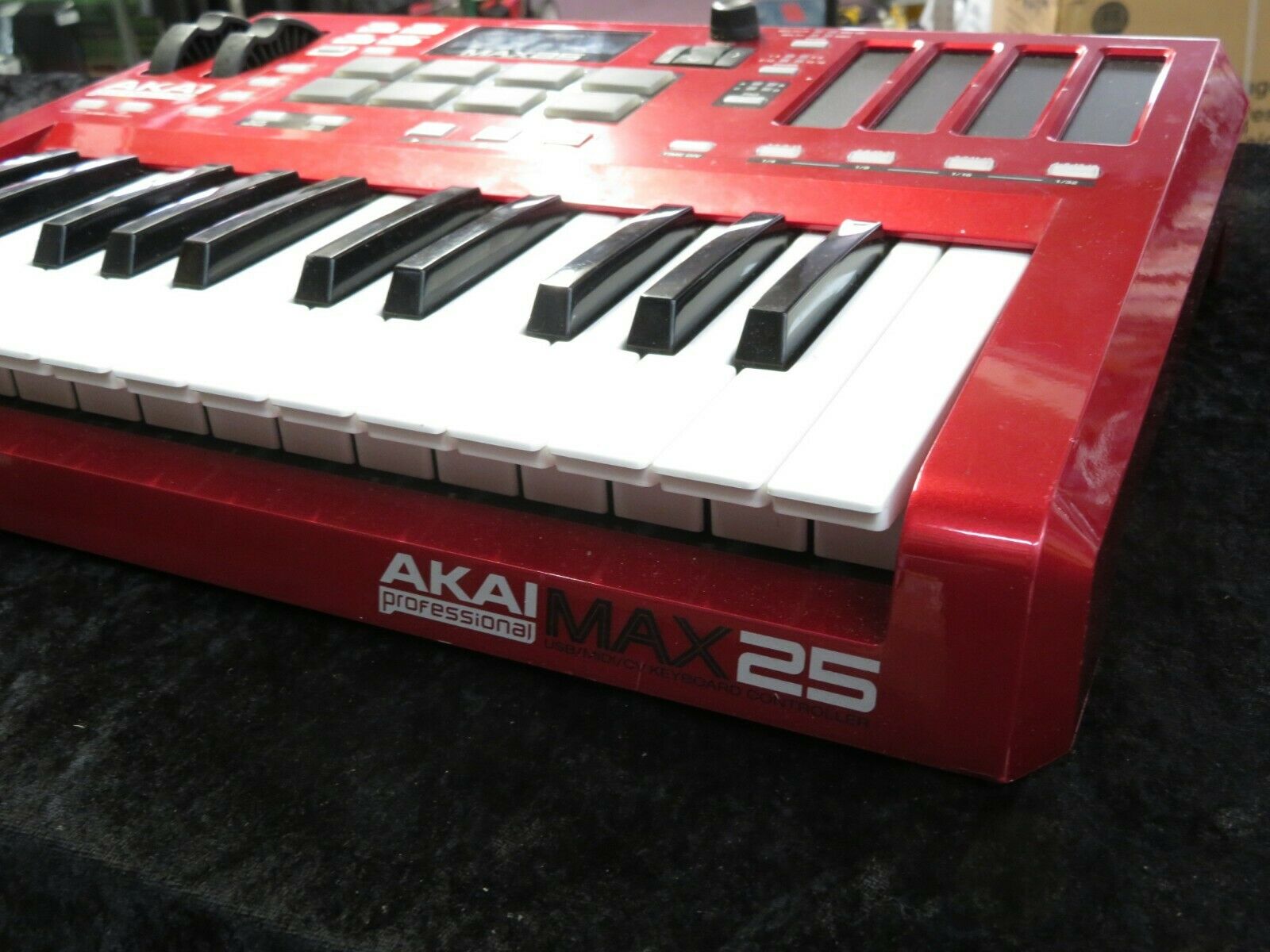 Akai Pro MAX25 USB MIDI CV Eurorack DAW Keyboard Drum Pad Controller - Fresh Stock Dated February 2026