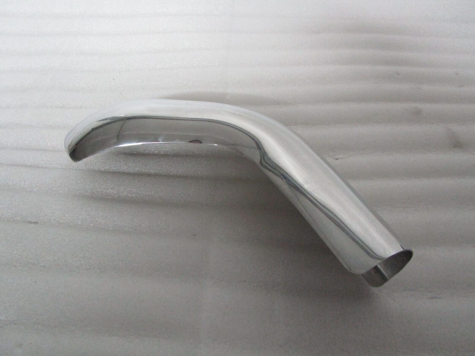 09-16 Harley Davidson Touring Crossover Pipe Chrome Heat Shield OEM - Fresh Stock Dated February 2026