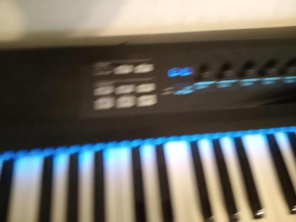 Native Instruments Komplete Kontrol S61 MK1 61 Key Keyboard Midi Controller - Fresh Stock Dated February 2026