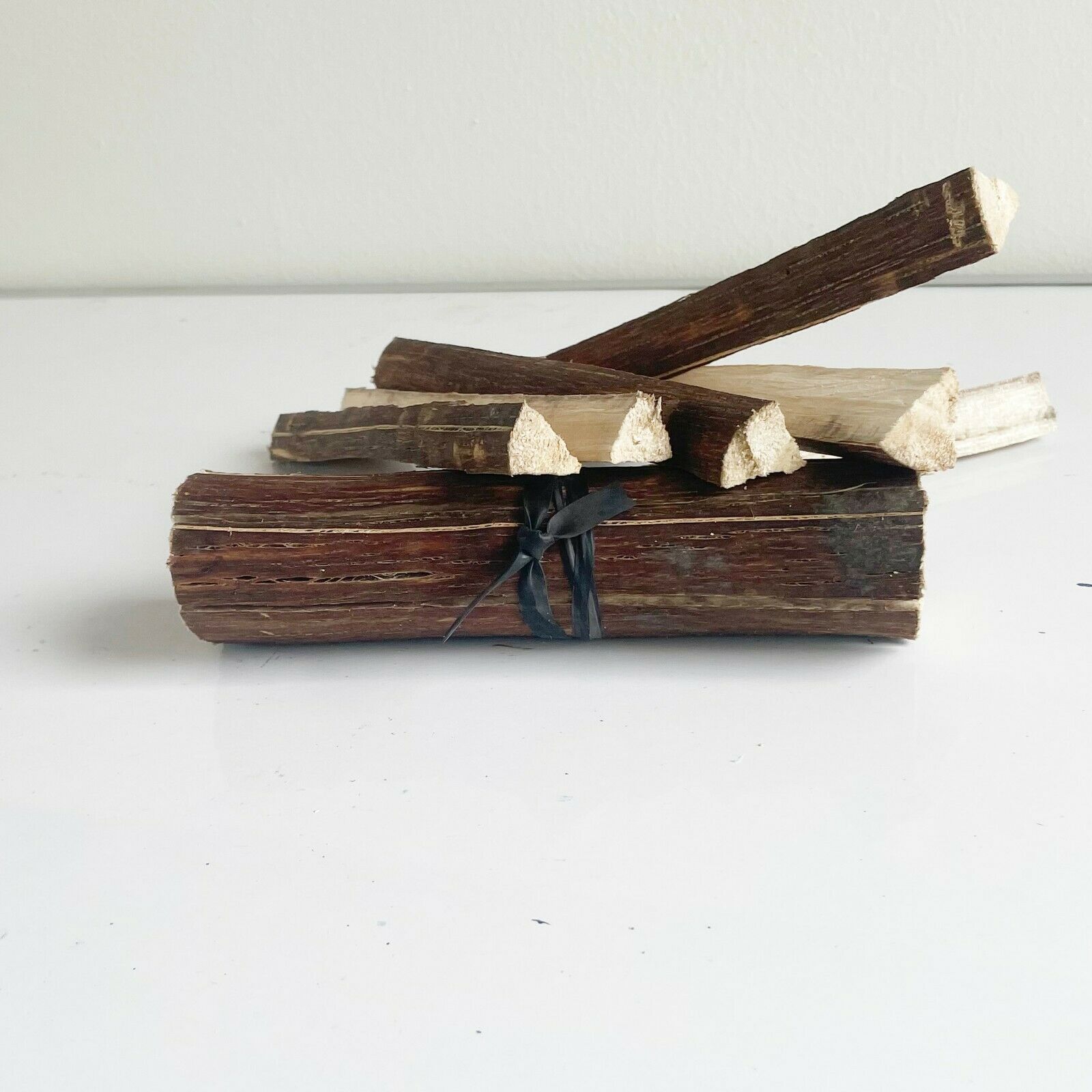 Ceylon Cinnamon  Firewood High Quality Pure Natural NEW - Fresh Stock Dated December 2025