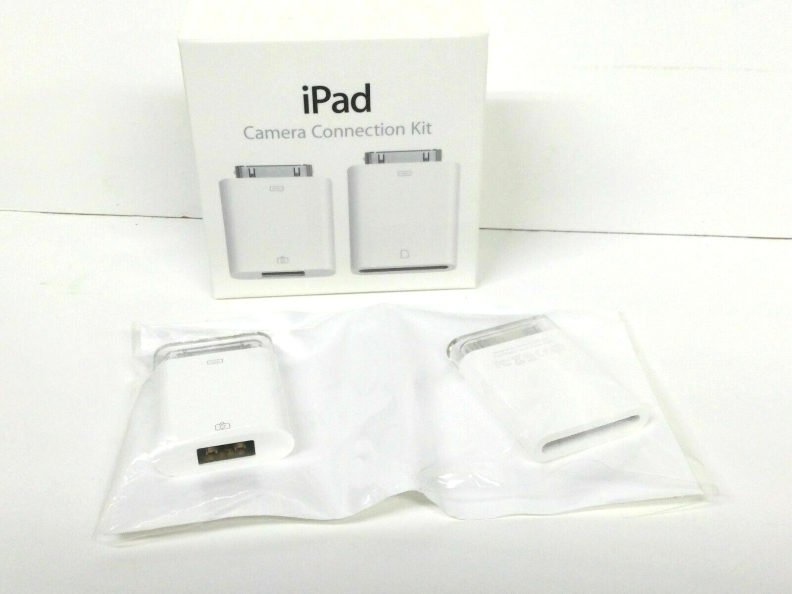 APPLE iPad Camera Connection Kit - set of 2 models  MC531ZM/A  NIB - Fresh Stock Dated February 2026