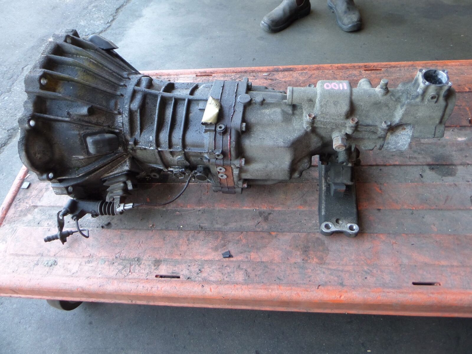 Lexus IS300 Manual Transmission XE10 01-05 OEM UJBAQZ1E-1 - Fresh Stock Dated February 2026