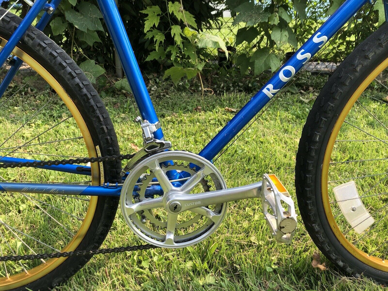 Vintage Ross Mountain Bike, Mt. St. Helens SR hubs, SR Cranks, Ukai Gold Rims - Fresh Stock Dated February 2026