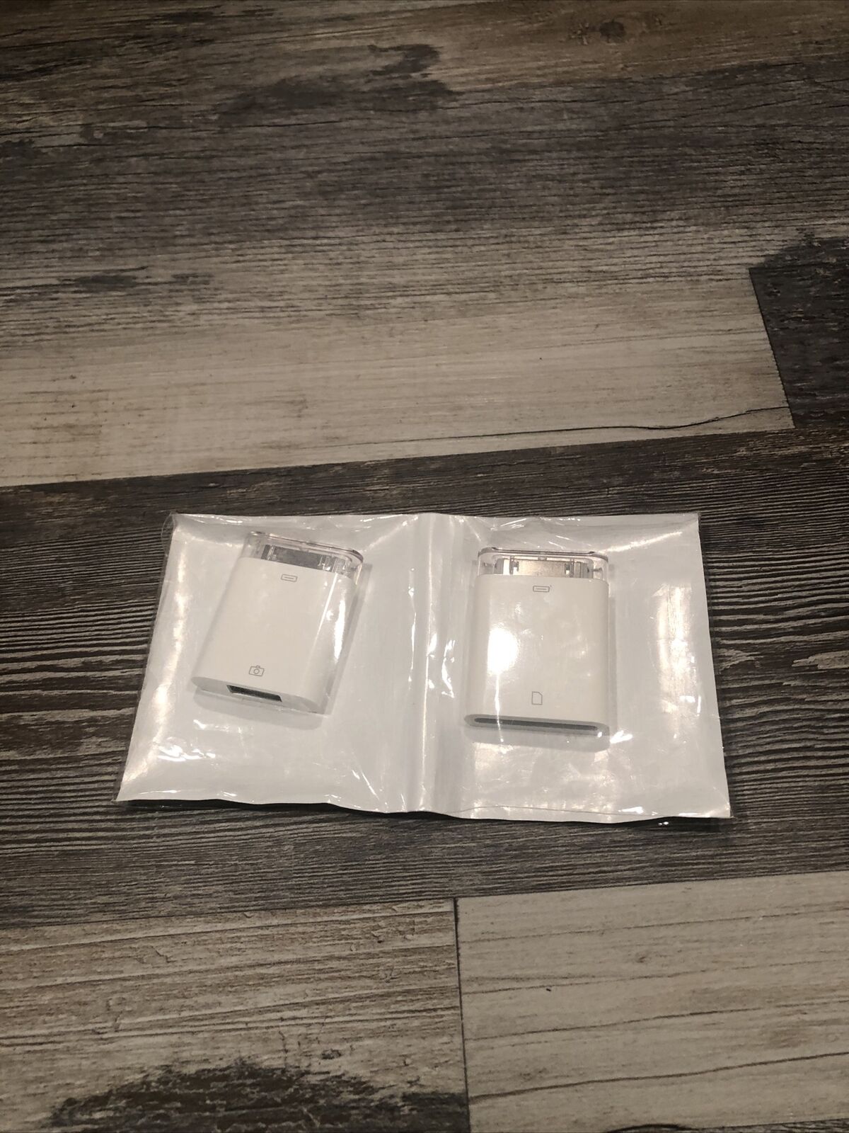 Genuine Apple iPad Camera Connection Kit MC531ZM/A A1362 & A1358 - Fresh Stock Dated February 2026