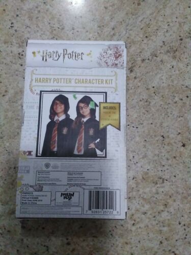 Harry Potter Character  Kit with Griffindor Necktie & Eyeglasses, NEW! Halloween - Fresh Stock Dated February 2026