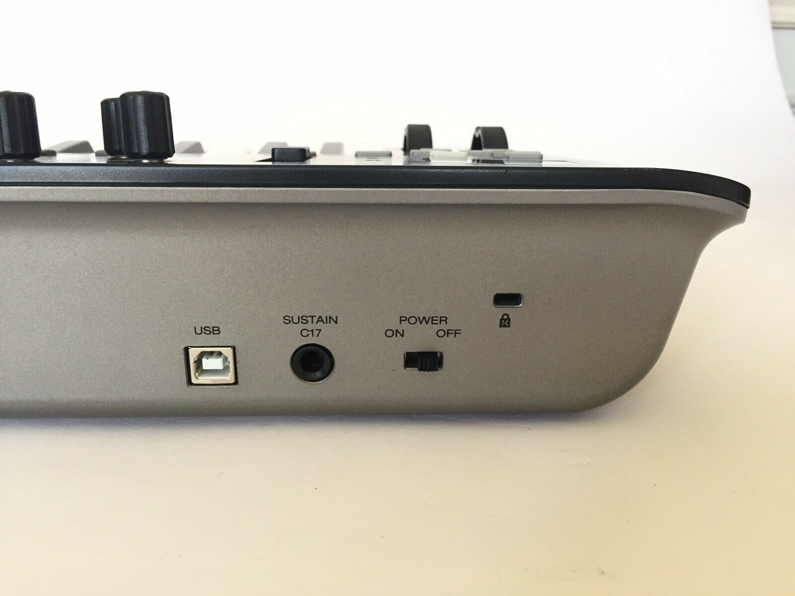 M-Audio Oxygen 25 - USB MIDI Keyboard Controller Excellent! - Fresh Stock Dated February 2026