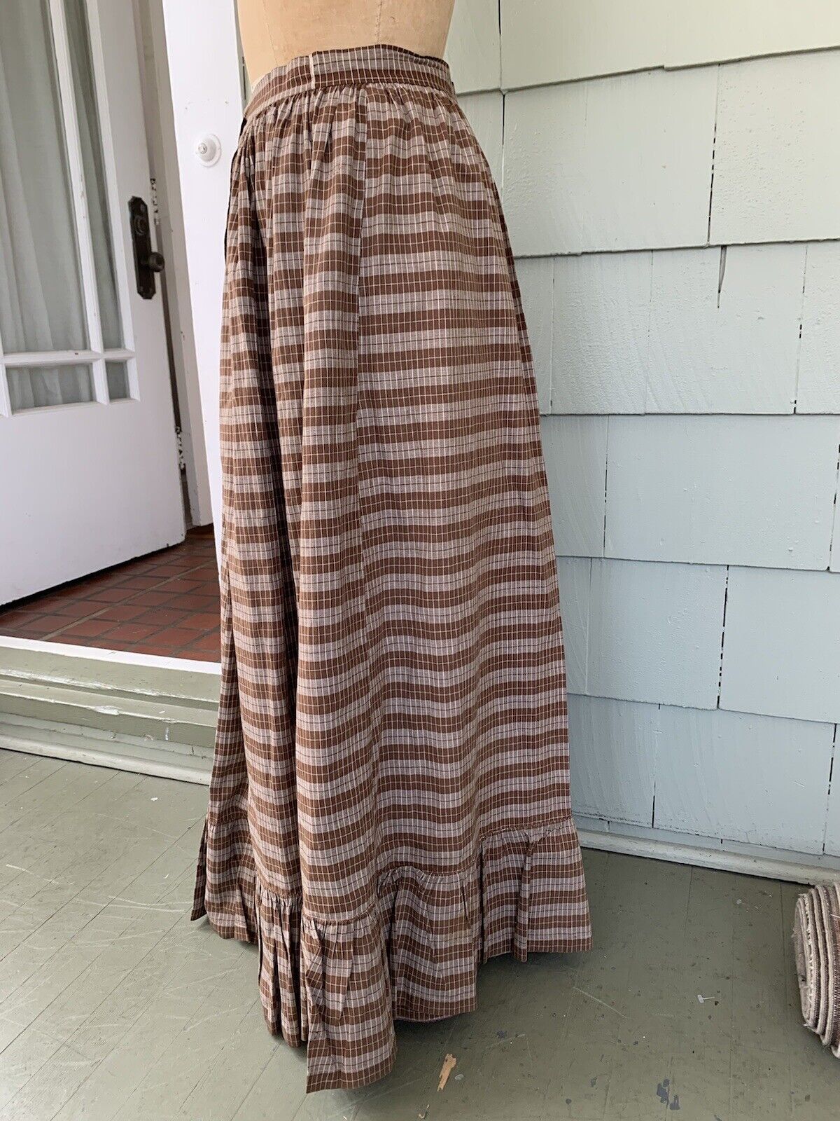 Victorian Ladies Brown Plaid Calico Cotton Riding Habit  Skirt SM W27-30 - Fresh Stock Dated March 2026
