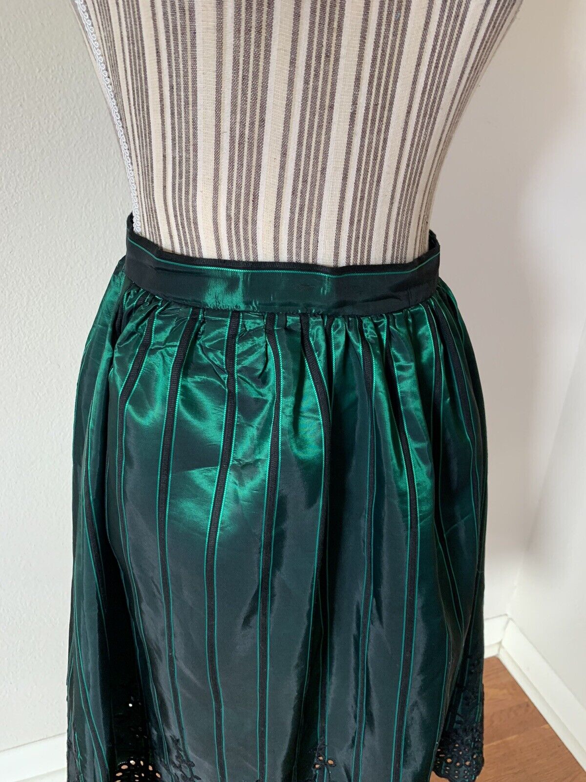 Vintage 70s Meis Boulevard Room Green Striped Skirt Eyelet ￼Women’s Small - Fresh Stock Dated March 2026
