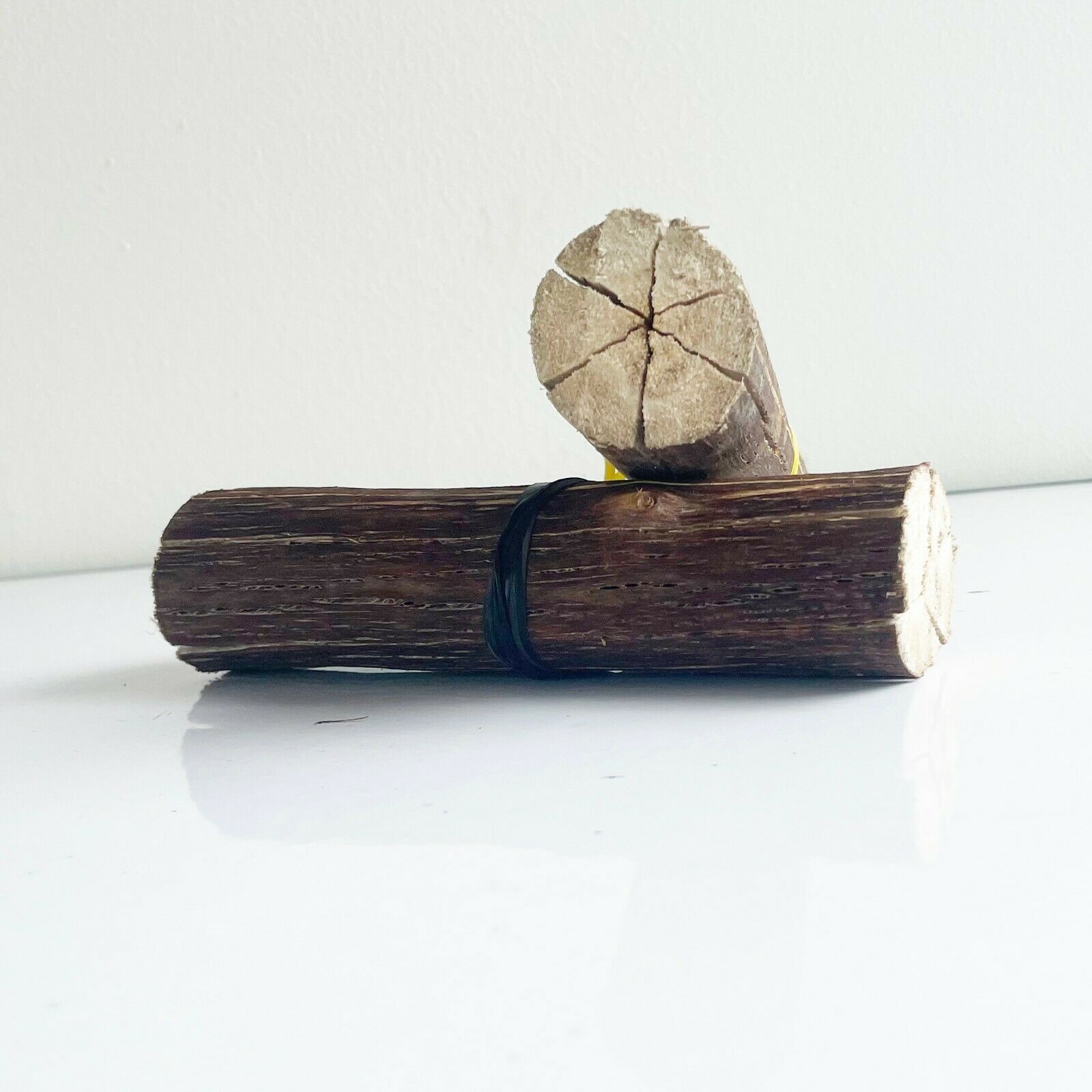 Ceylon Cinnamon  Firewood High Quality Pure Natural NEW - Fresh Stock Dated December 2025