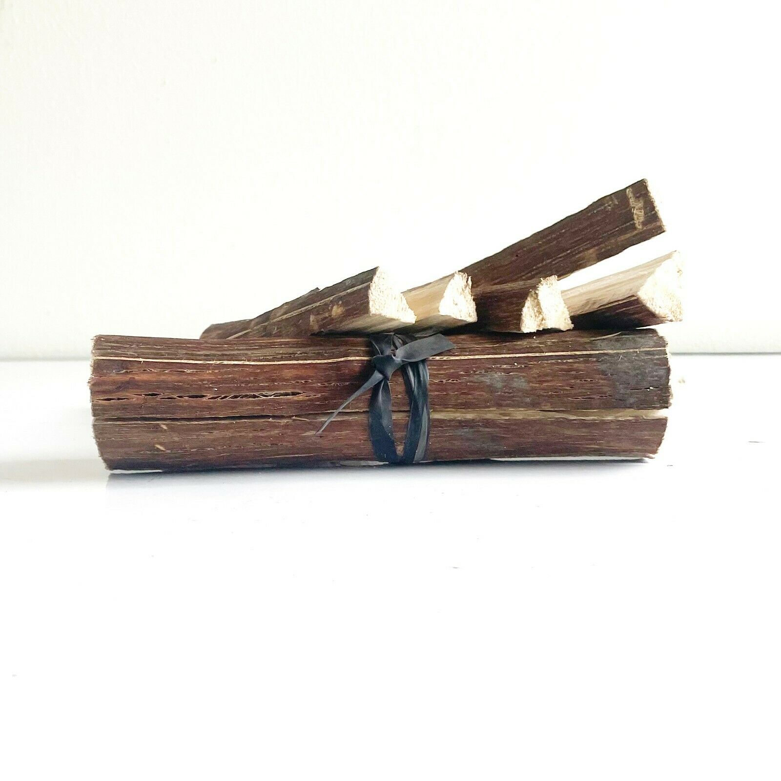 Ceylon Cinnamon  Firewood High Quality Pure Natural NEW - Fresh Stock Dated December 2025