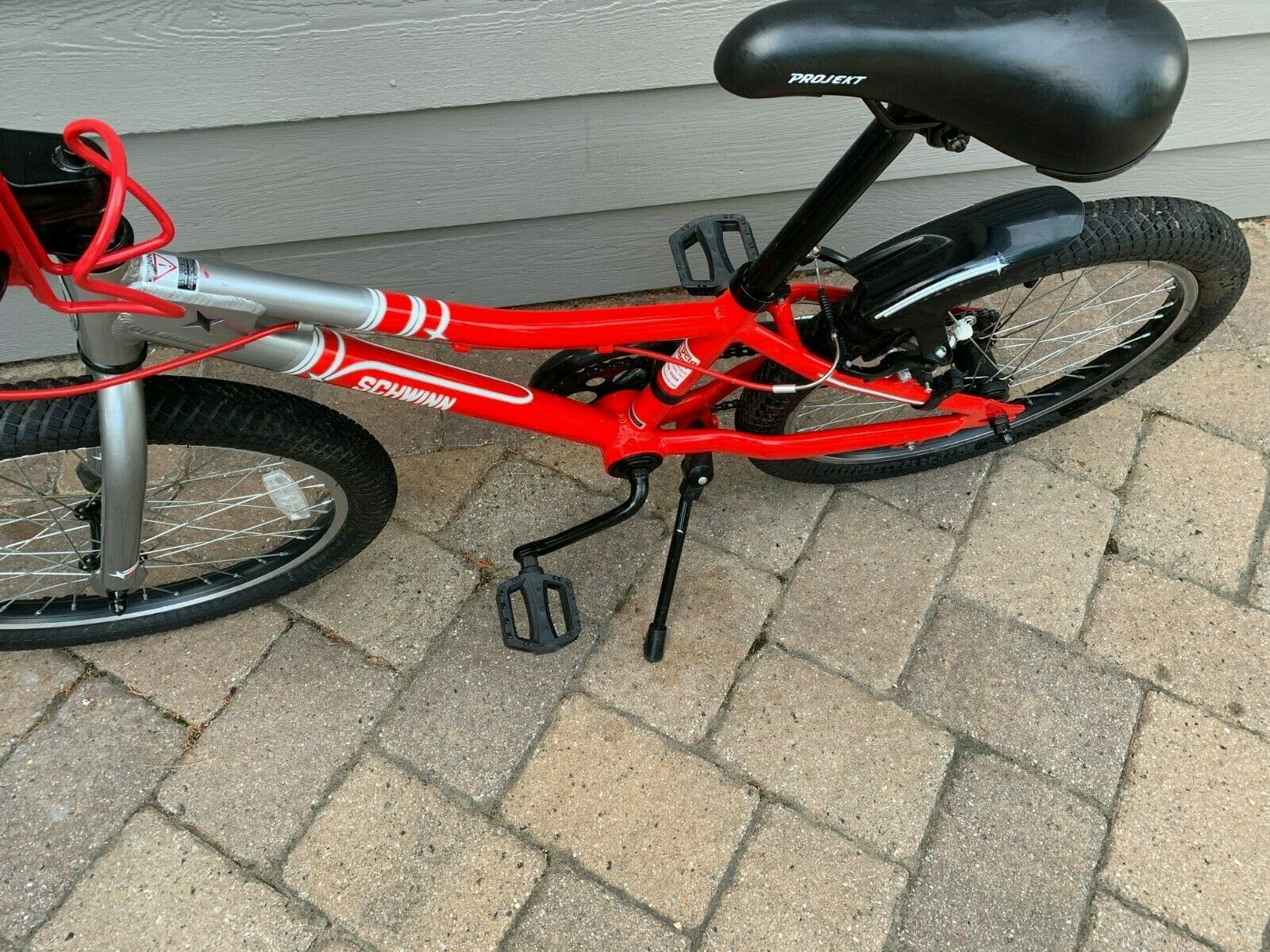Local pick up Schwinn Signature Aerostar 2015 Kids Bike Metallic Red Silver - Fresh Stock Dated February 2026