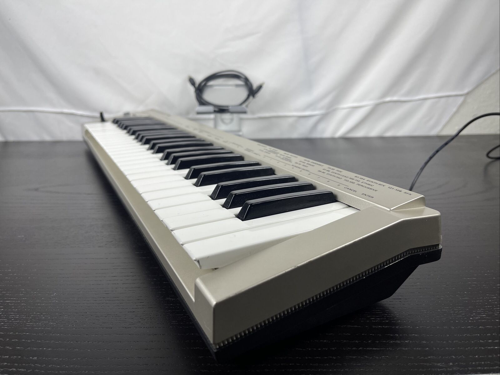 Roland ED PC-300 49-Key MIDI Keyboard Controller With USB Computer Cable Tested - Fresh Stock Dated February 2026