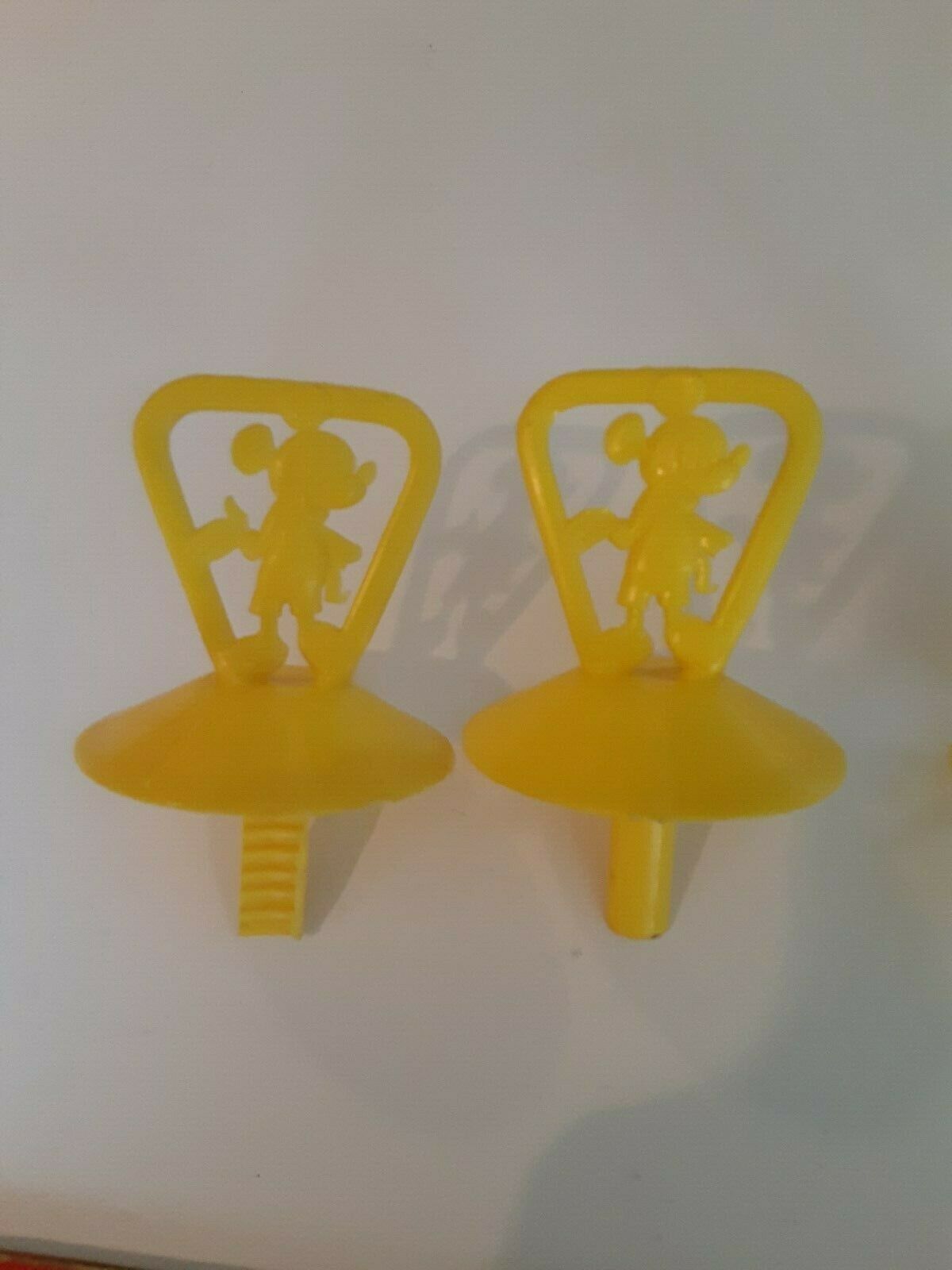 Old Vtg Disney Popsicle Ice Pop Handles Holders Mickey Mouse Donald Duck Yellow - Fresh Stock Dated February 2026