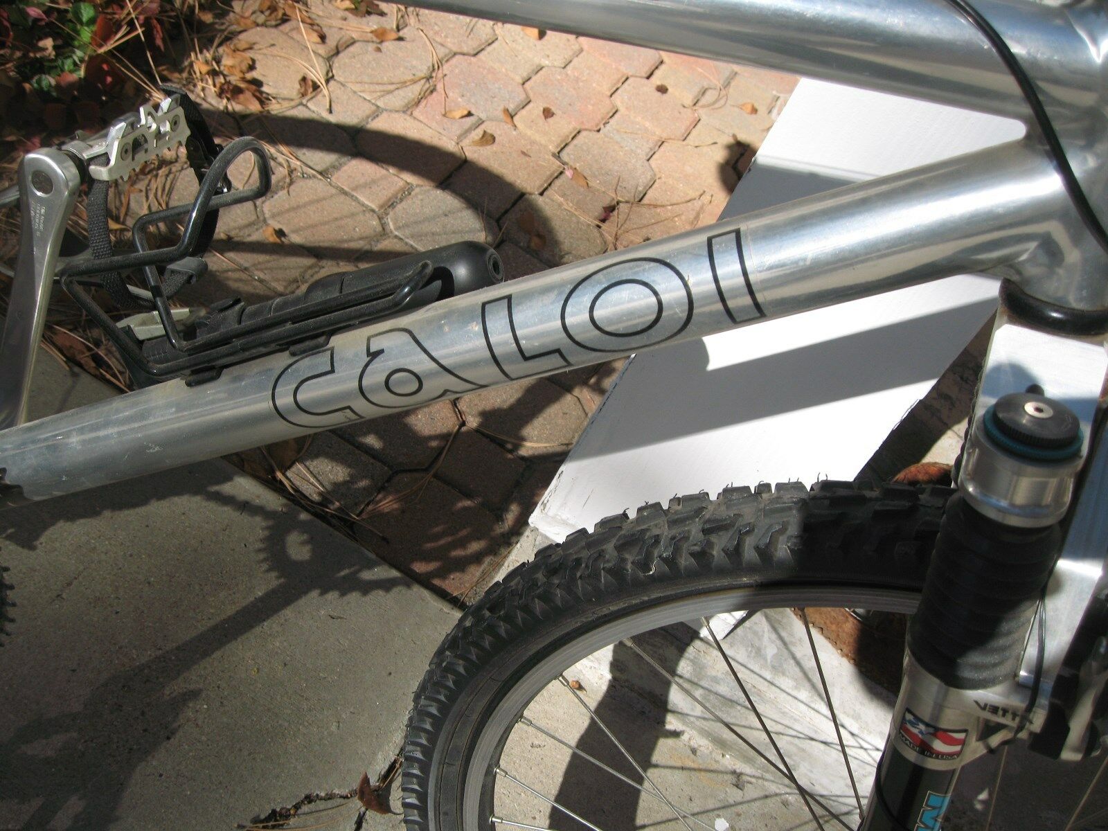 Men's Caloi Team XT X-C series 21 speed bicycle - Fresh Stock Dated February 2026