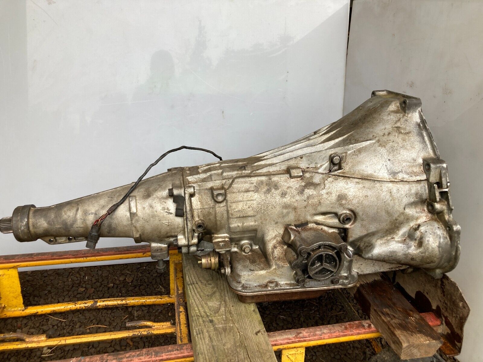 FORD 1977 C4 TRANSMISSION Econoline VAN Club Wagon C-4 AUTOMATIC D7UP LA 019725 - Fresh Stock Dated February 2026