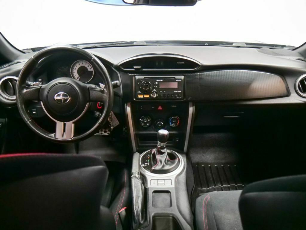 2013 Scion FR-S CLEAN CARFAX, 17