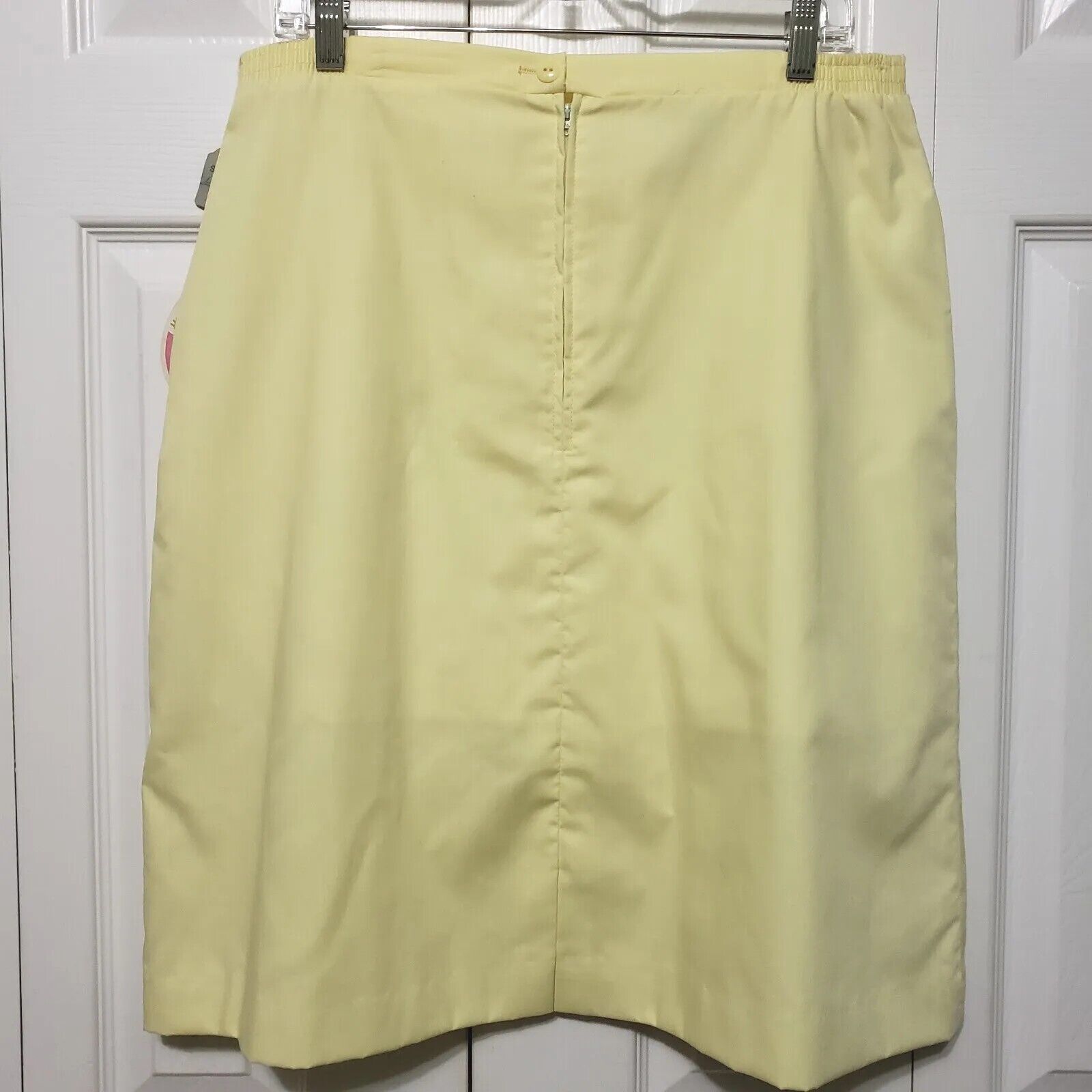 VTG Vested Gentress Yellow Skirt Skort Golfing Pockets Women Sz 16 Original Tags - Fresh Stock Dated March 2026
