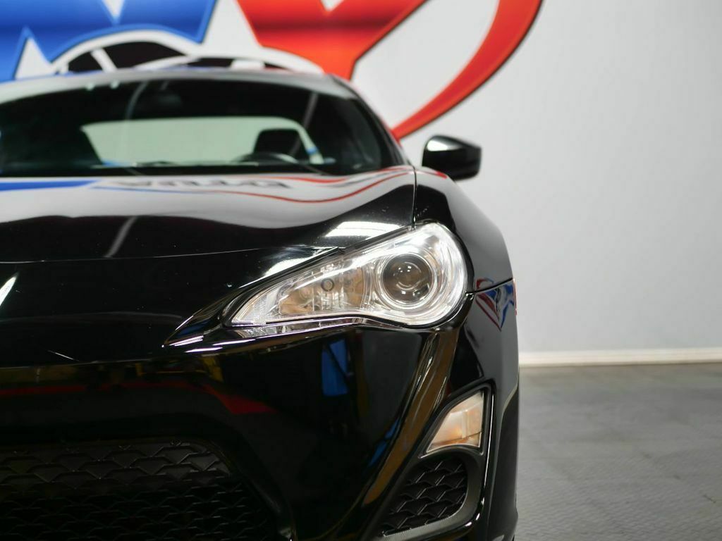 2013 Scion FR-S CLEAN CARFAX, 17